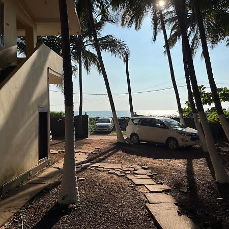 Kizhunna Rock Beach House Cananor Exterior foto