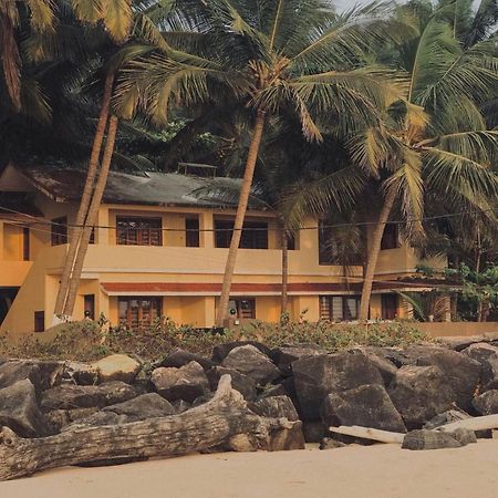 Kizhunna Rock Beach House Cananor Exterior foto