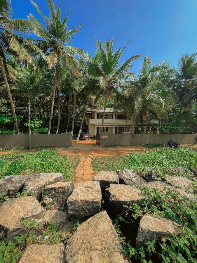 Kizhunna Rock Beach House Cananor Exterior foto